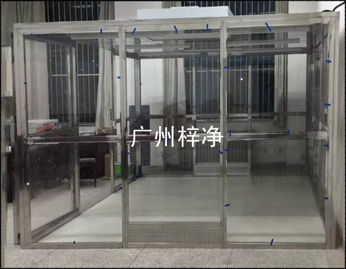 使用百級潔凈棚比較多的客戶，會選用千級潔凈棚，或萬級潔凈棚，少量客戶會選用百級或萬級。