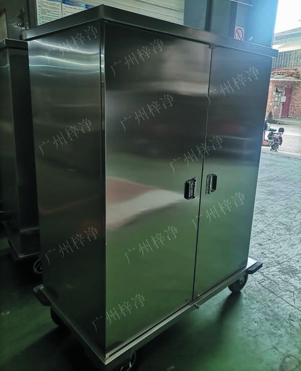 一次性物品電動(dòng)轉(zhuǎn)運(yùn)車采用304拉絲不銹鋼板面板厚度：≥1.2mm,表面作拉絲亞光處理。